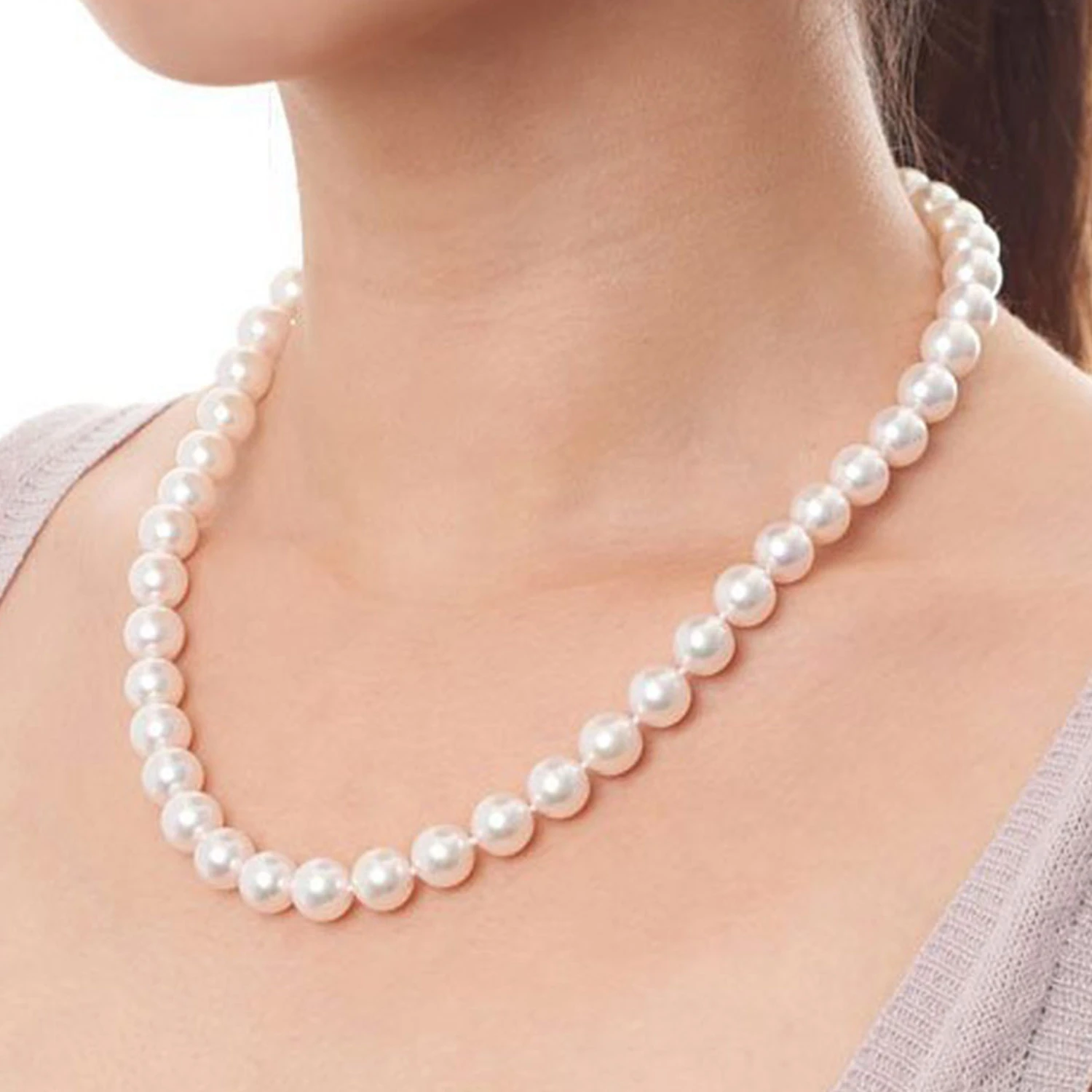 pearl necklace