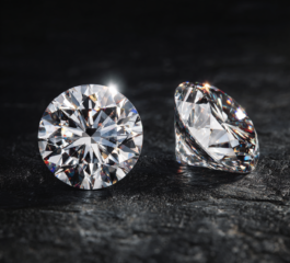 Lab-Grown Diamonds vs Natural Diamonds: What’s the Real Difference?